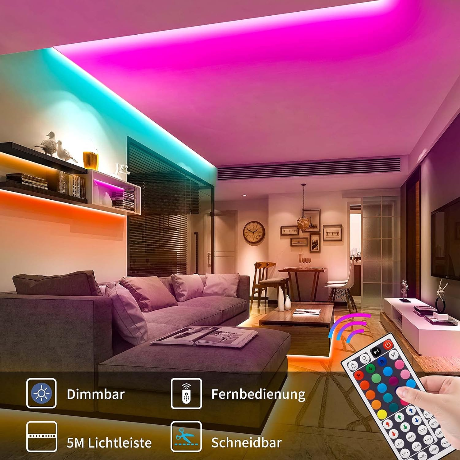 Innenansicht eines Wohnzimmers mit LED-Streifen an Decke, Wänden und Fernbedienung.