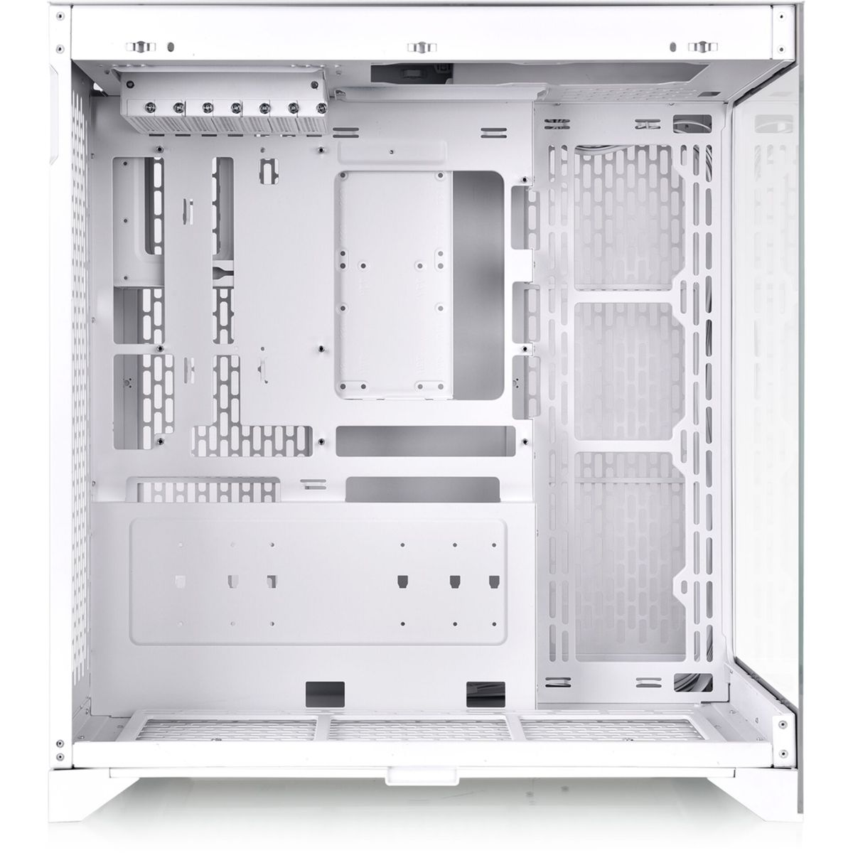 Interno di un case bianco per computer, vari punti di montaggio.