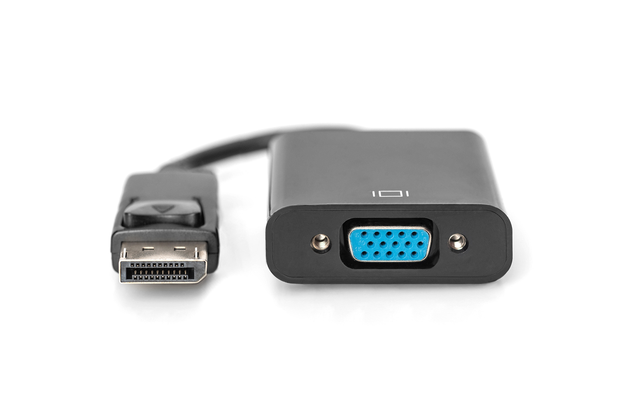 Czarny adapter DisplayPort do VGA na białym tle.