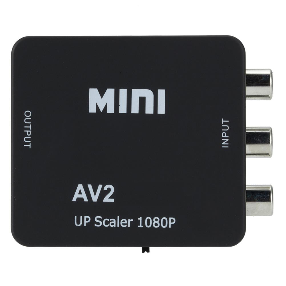 Schwarzer AV2-Upscaler mit beschrifteten Ein- und Ausgängen auf weißem Hintergrund.