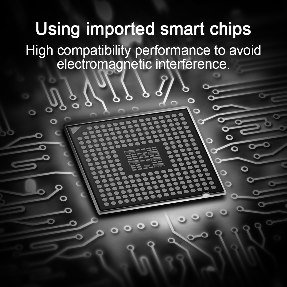 Nahaufnahme einer Platine mit einem quadratischen Chip. Der Chip hat winzige Punkte, der Hintergrund ist dunkel.