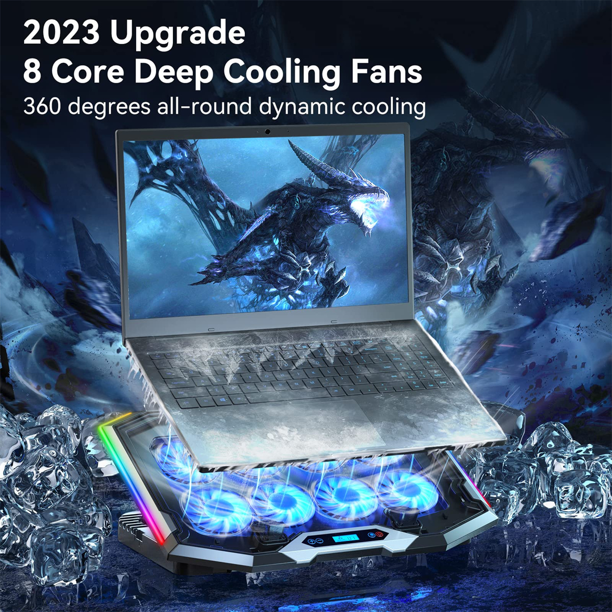 Gaming-Laptop auf einem Kühlpad mit blauen Lüftern, mit einem Drachenbild auf dem Bildschirm. Eiswürfel im Hintergrund.