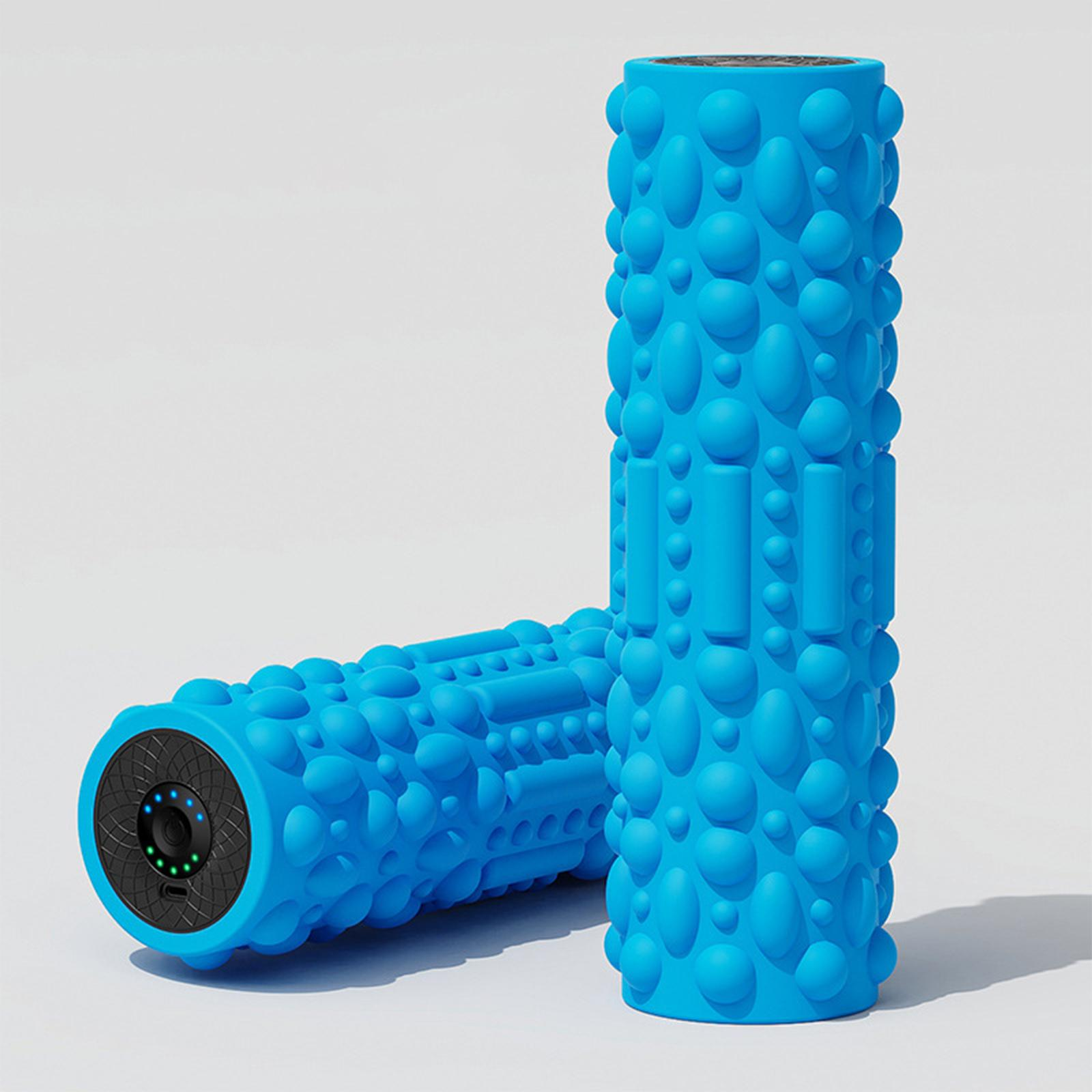 Blaue Faszienrolle, strukturierte Oberfläche, zwei Rollen auf weißem Hintergrund. Eine hat einen Power-Knopf.