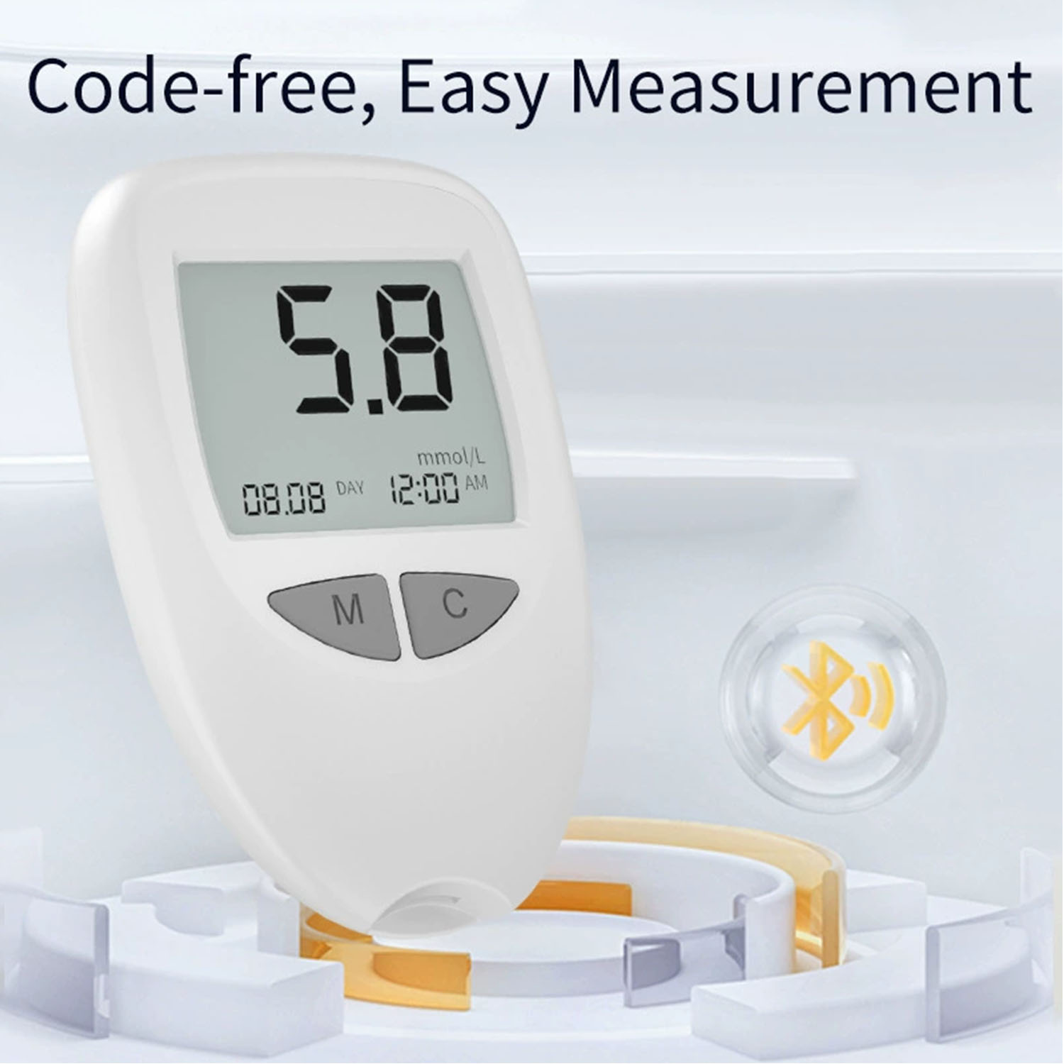 Weißes Blutzuckermessgerät zeigt 5,8 mmol/L an. Das Messgerät steht auf einem Ständer mit Bluetooth-Symbol.
