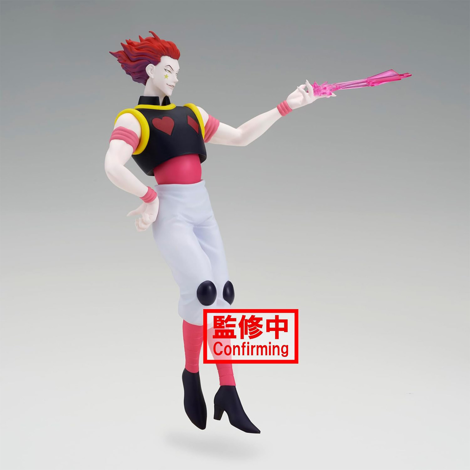 Anime-Figur eines Mannes mit roten Haaren, der ein rosa Objekt hält, mit einem Bestätigungsaufkleber.