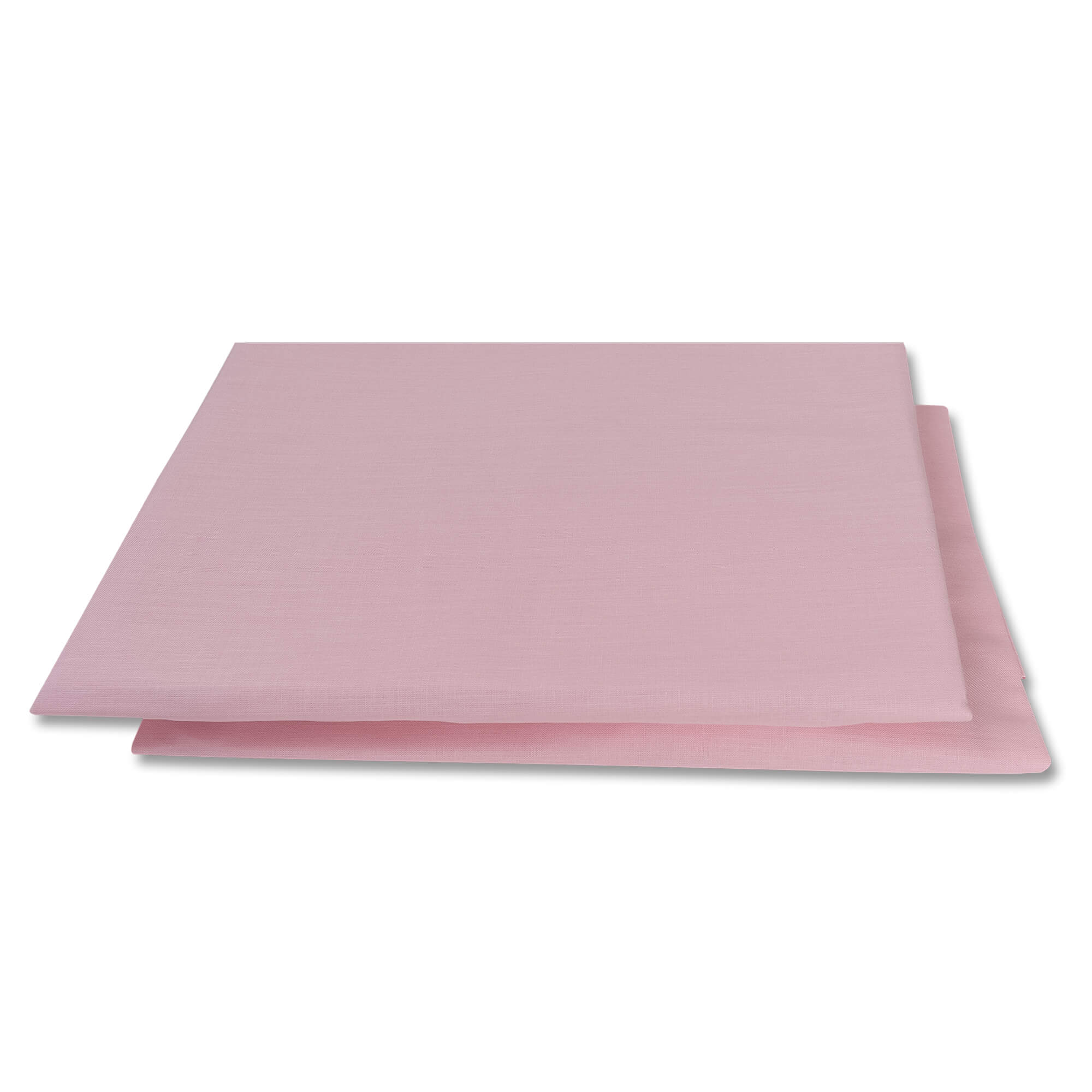 Tela rosa doblada, probablemente sábanas. La tela parece lisa y tiene una textura sutil.