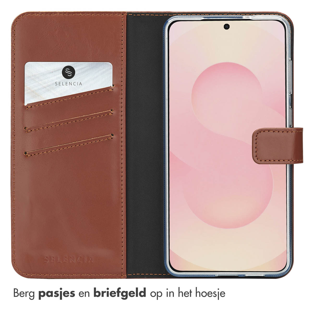 Open bruin telefoonhoesje met telefoon erin en kaartsleuven. De achtergrond is wit.