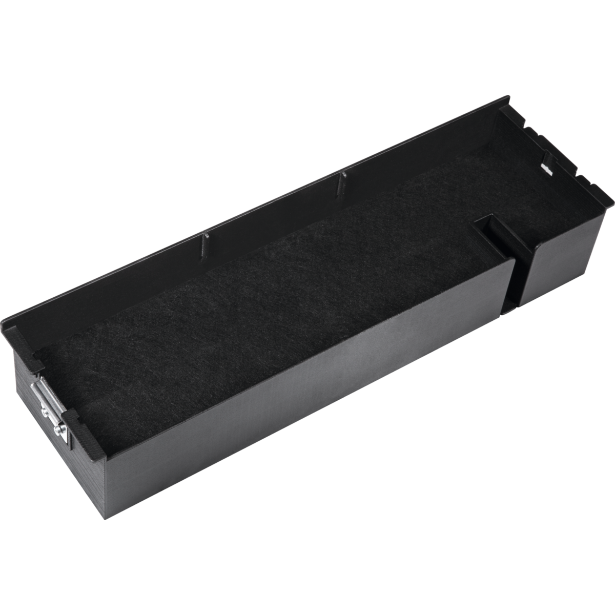 Czarny prostokątny pojemnik z ciemnoszarym, teksturowanym filtrem wewnątrz, na czarnym tle.