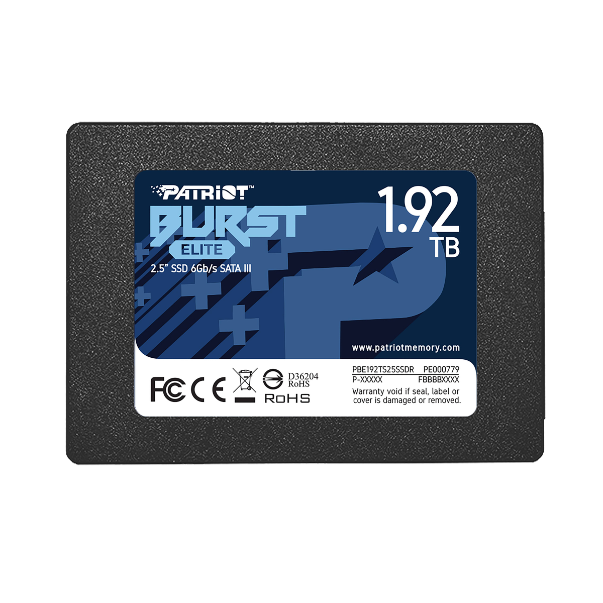 SSD nera con etichetta. Patriot Burst Elite 1.92TB, testo e loghi sull'etichetta.