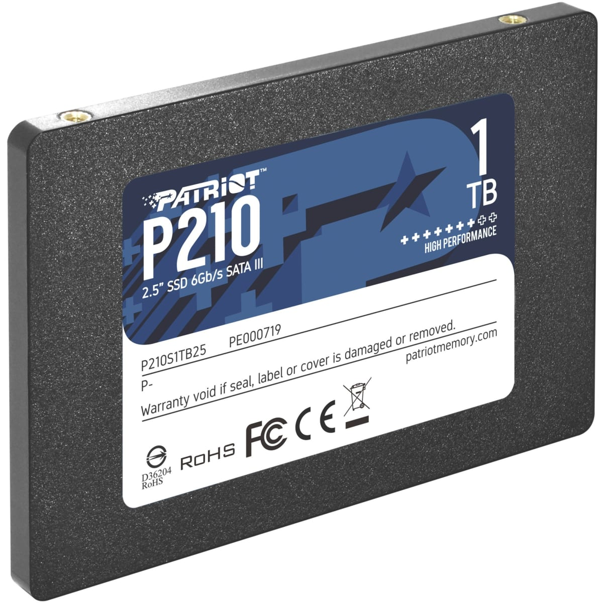 Czarny dysk SSD Patriot P210, 1 TB. Czarny dysk SSD z etykietą. Białe tło.