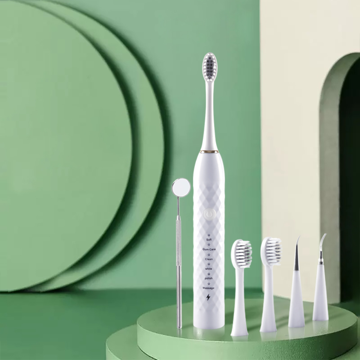 Cepillo de dientes eléctrico con herramientas dentales. Las herramientas son un espejo, cabezales y cabezales de limpieza.