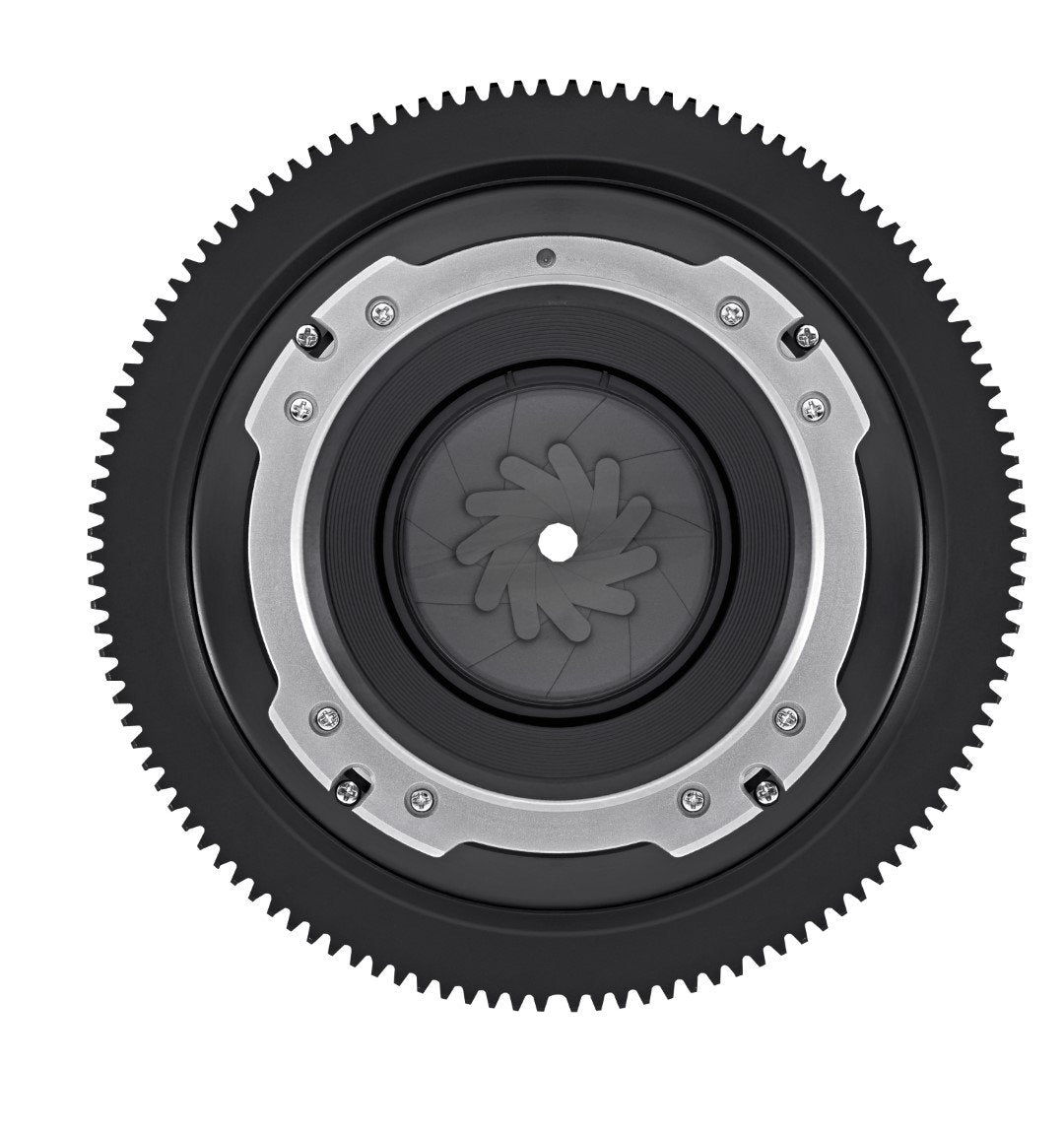 Czarny obiektyw z pierścieniem w kształcie zębatki, wewnętrznymi listkami przysłony i srebrnymi akcentami.