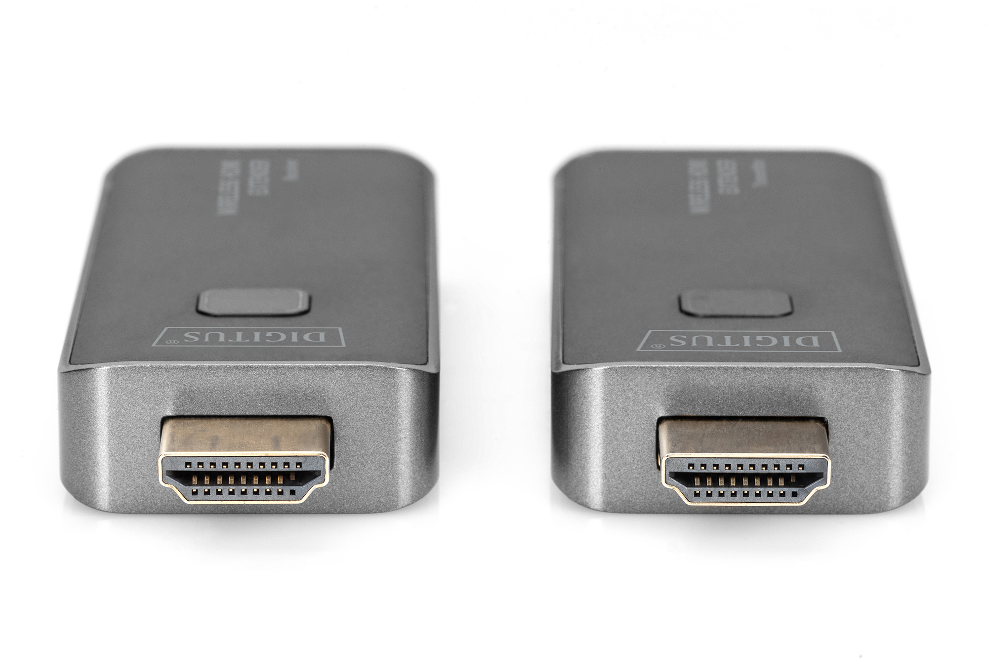 DIGITUS markası ve görünür HDMI portları olan iki gri kablosuz HDMI genişletici.