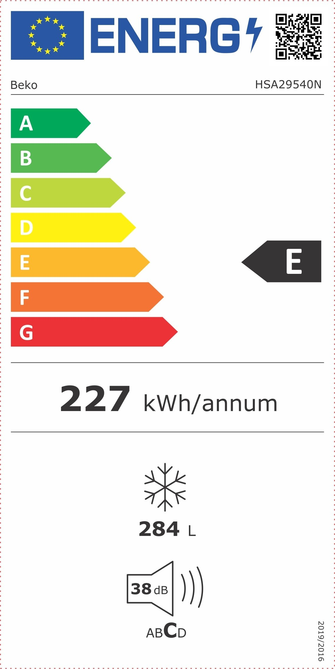 Etichetta energetica per un frigorifero, che mostra l'efficienza energetica e altri dettagli.