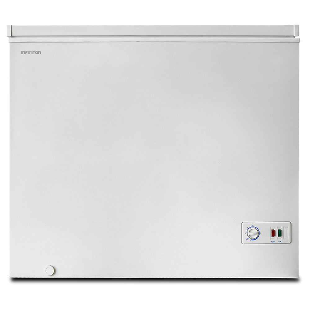 Un congelador horizontal blanco con la tapa cerrada y controles frontales, energía y alarma.