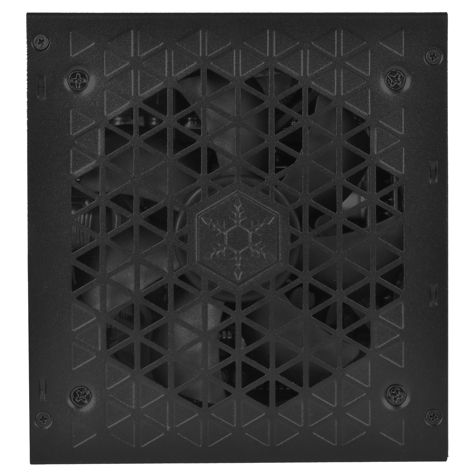 Czarny wentylator zasilacza Silverstone. Wentylator znajduje się za kratką o trójkątnym wzorze.