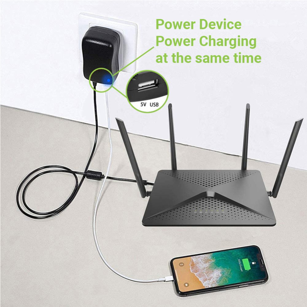 Router jest podłączony do gniazdka, ładując telefon przez USB. Tekst wskazuje zasilanie i ładowanie.