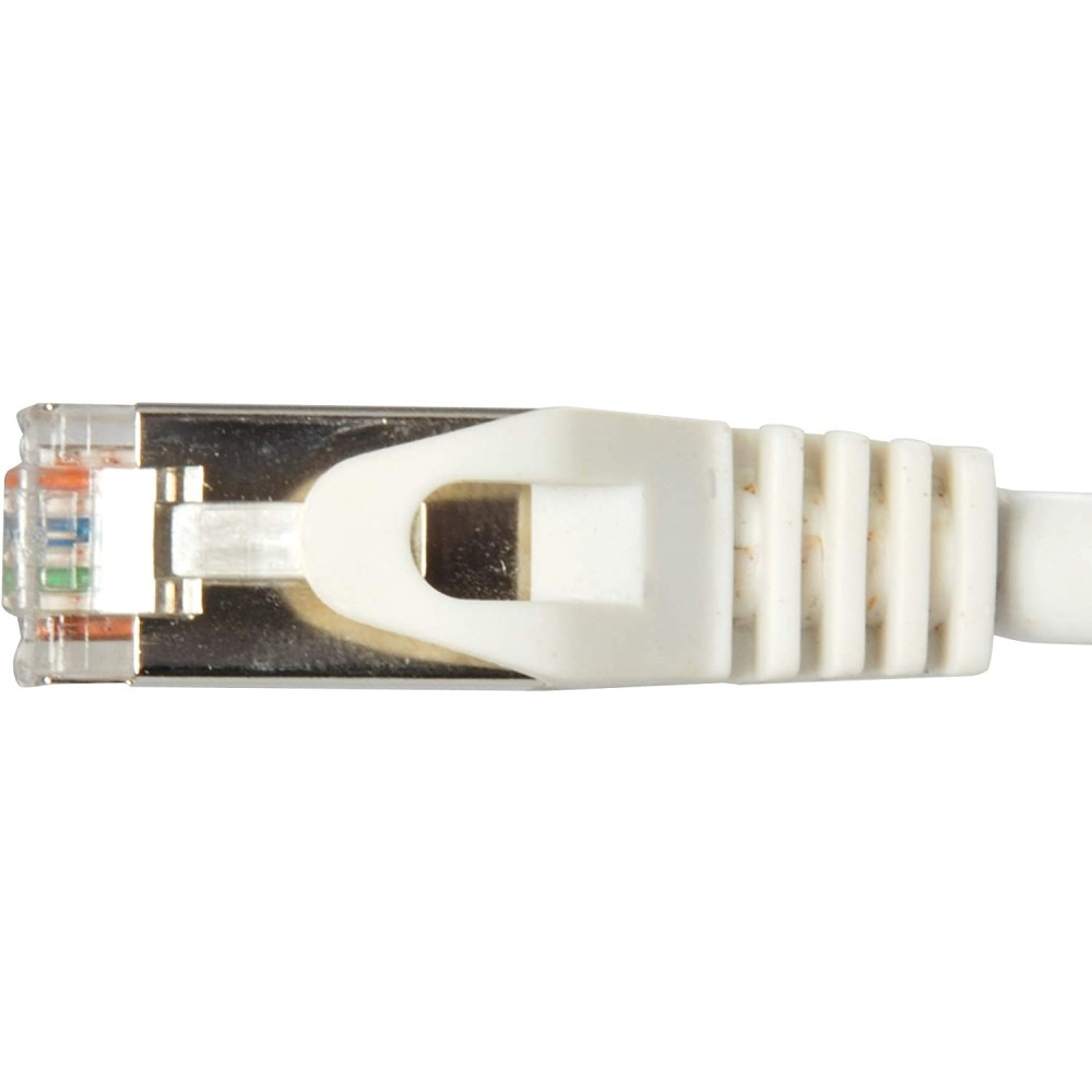 Primo piano di un connettore Ethernet bianco.
