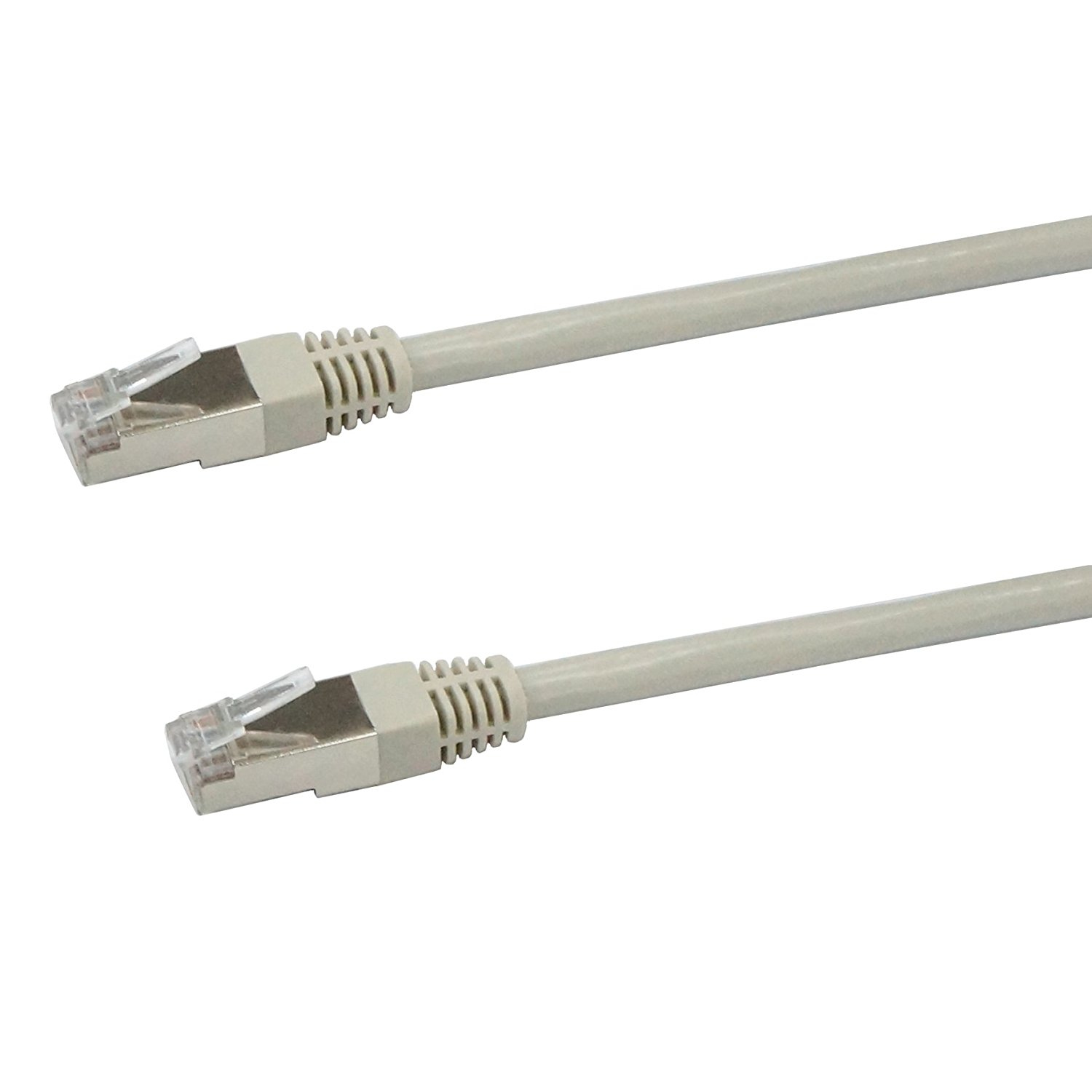 Due cavi Ethernet grigi con connettori trasparenti su sfondo bianco.