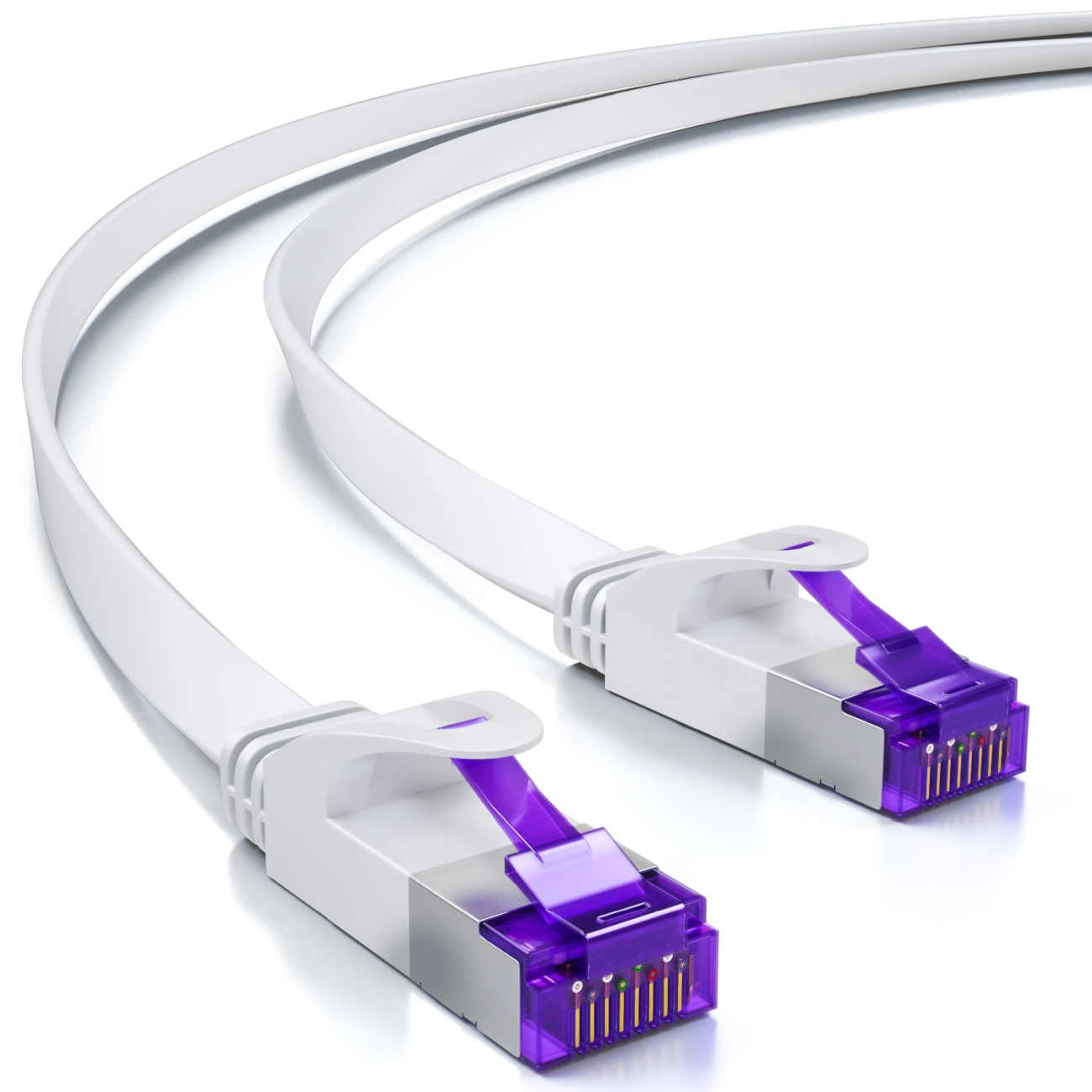 Due cavi ethernet bianchi con connettori viola.