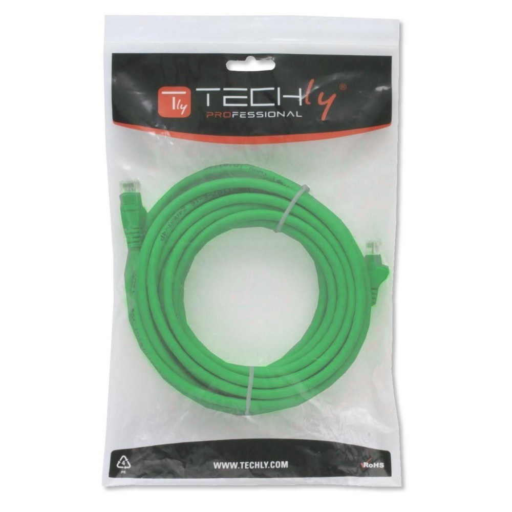 Cavo di rete verde in confezione di plastica. Marca: TECHLY, sfondo bianco.