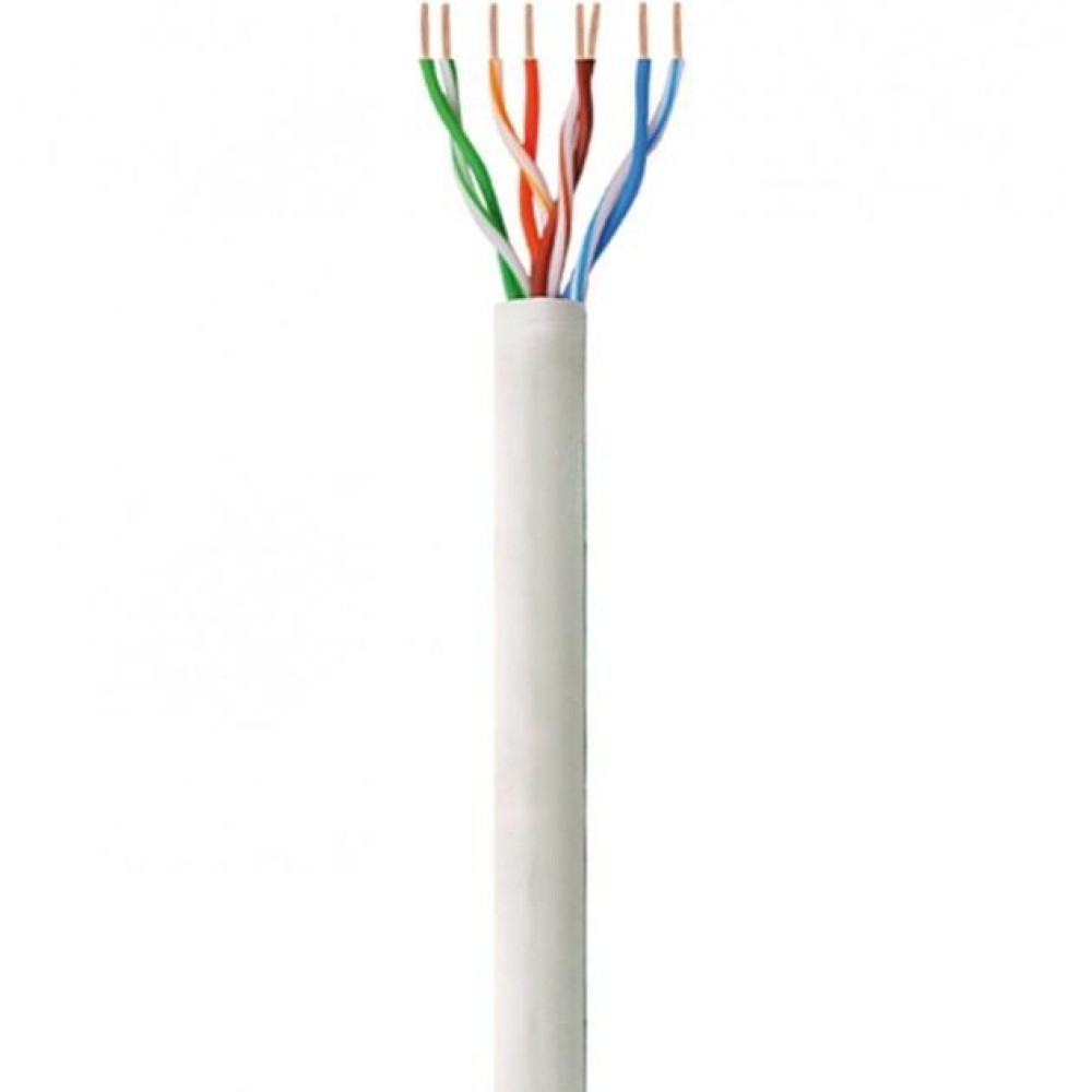 Cavo di rete bianco con fili. I fili sono di vari colori. Sfondo bianco.