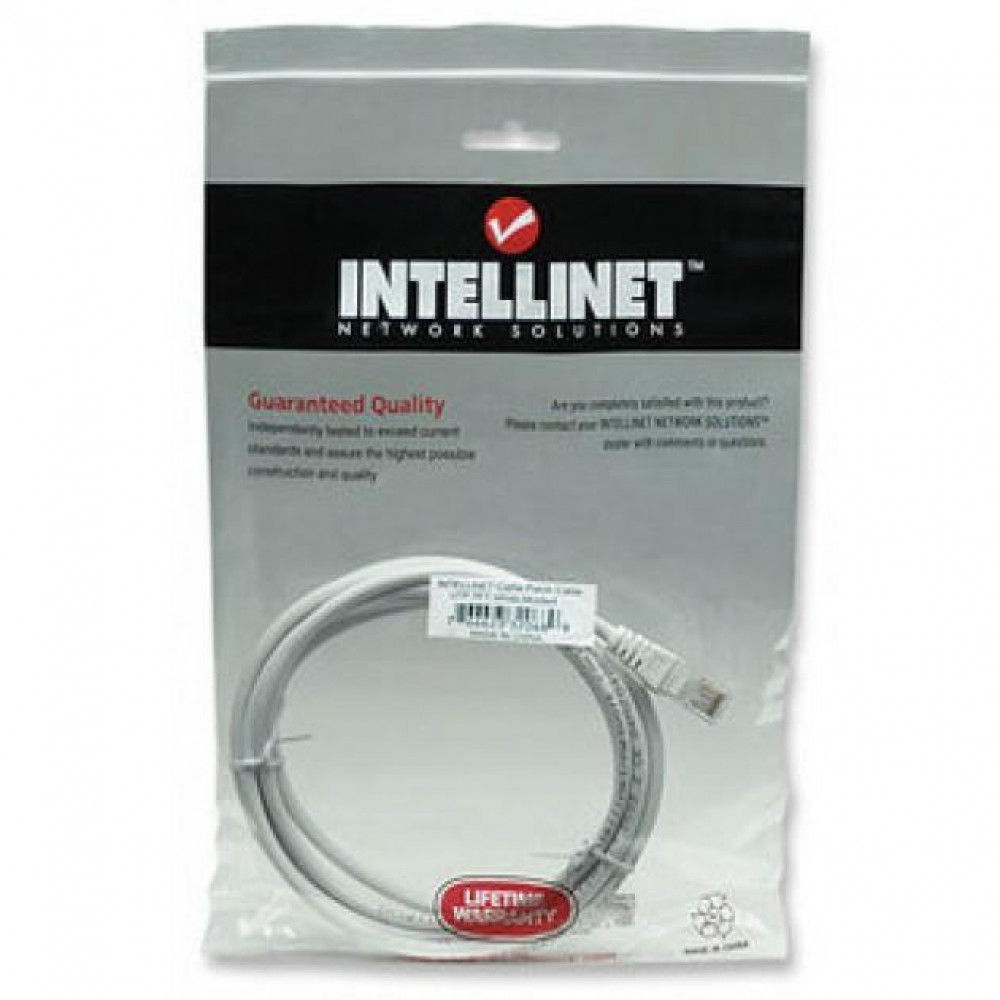 Cavo Ethernet Intellinet in confezione di plastica su sfondo bianco.