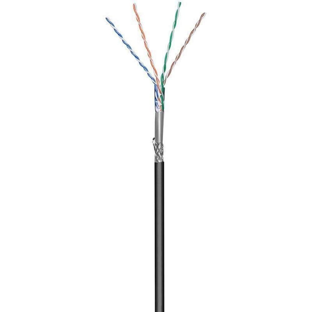 Un cavo Ethernet nero con fili colorati separati su sfondo bianco.
