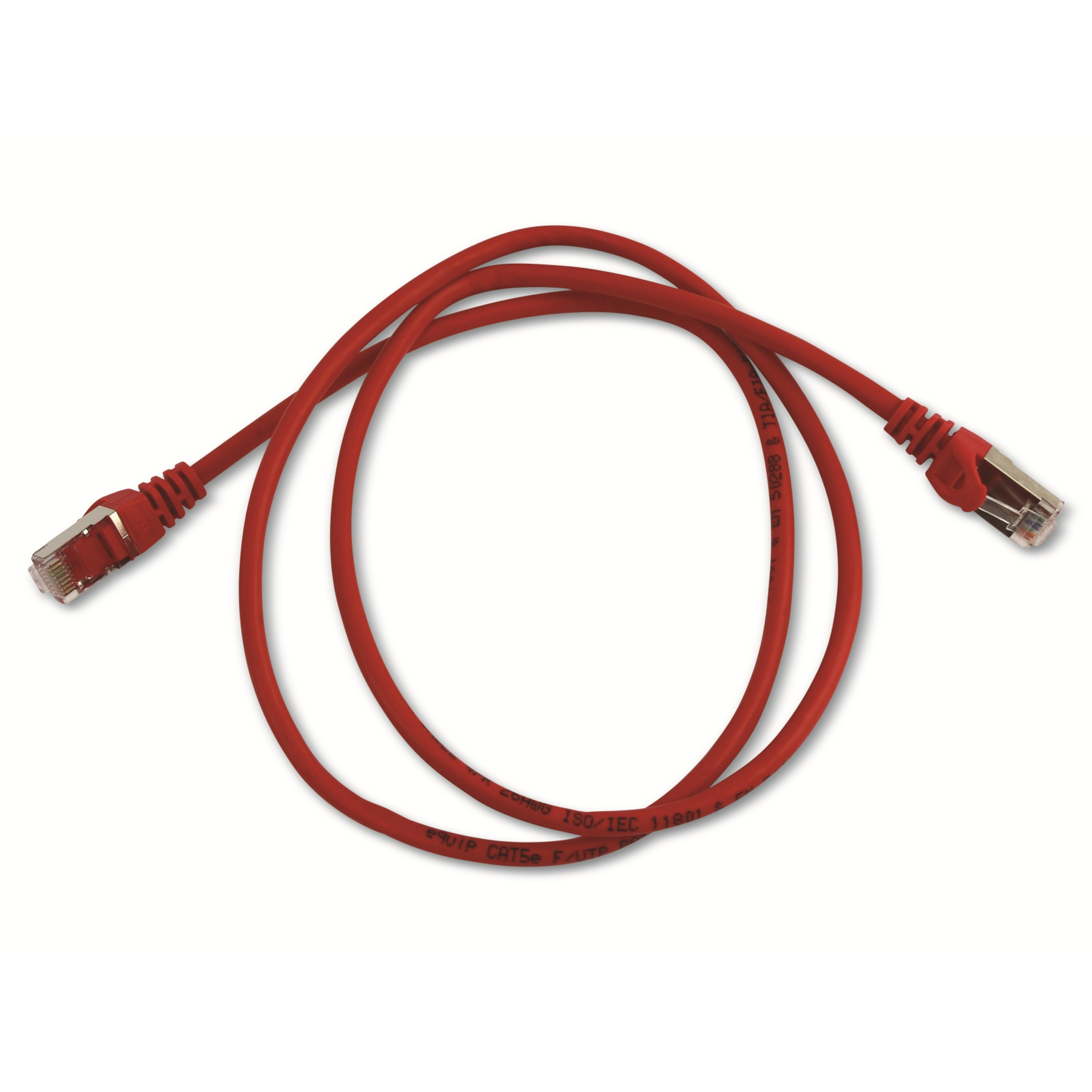 Un cavo Ethernet rosso con connettori su sfondo bianco.