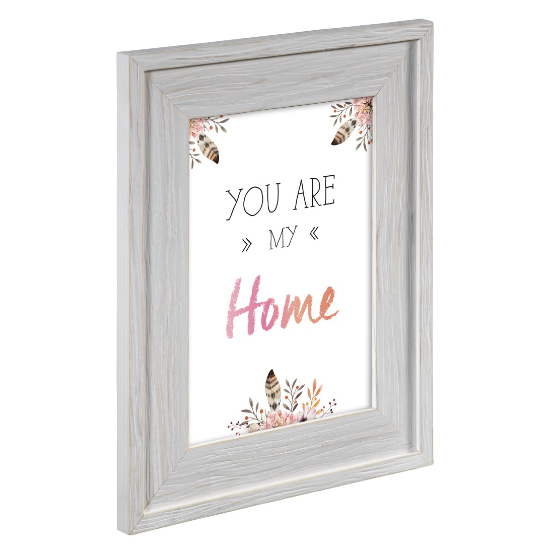 Une impression encadrée dit 'YOU ARE MY Home', avec des décorations florales et de plumes. Le cadre est en bois clair.