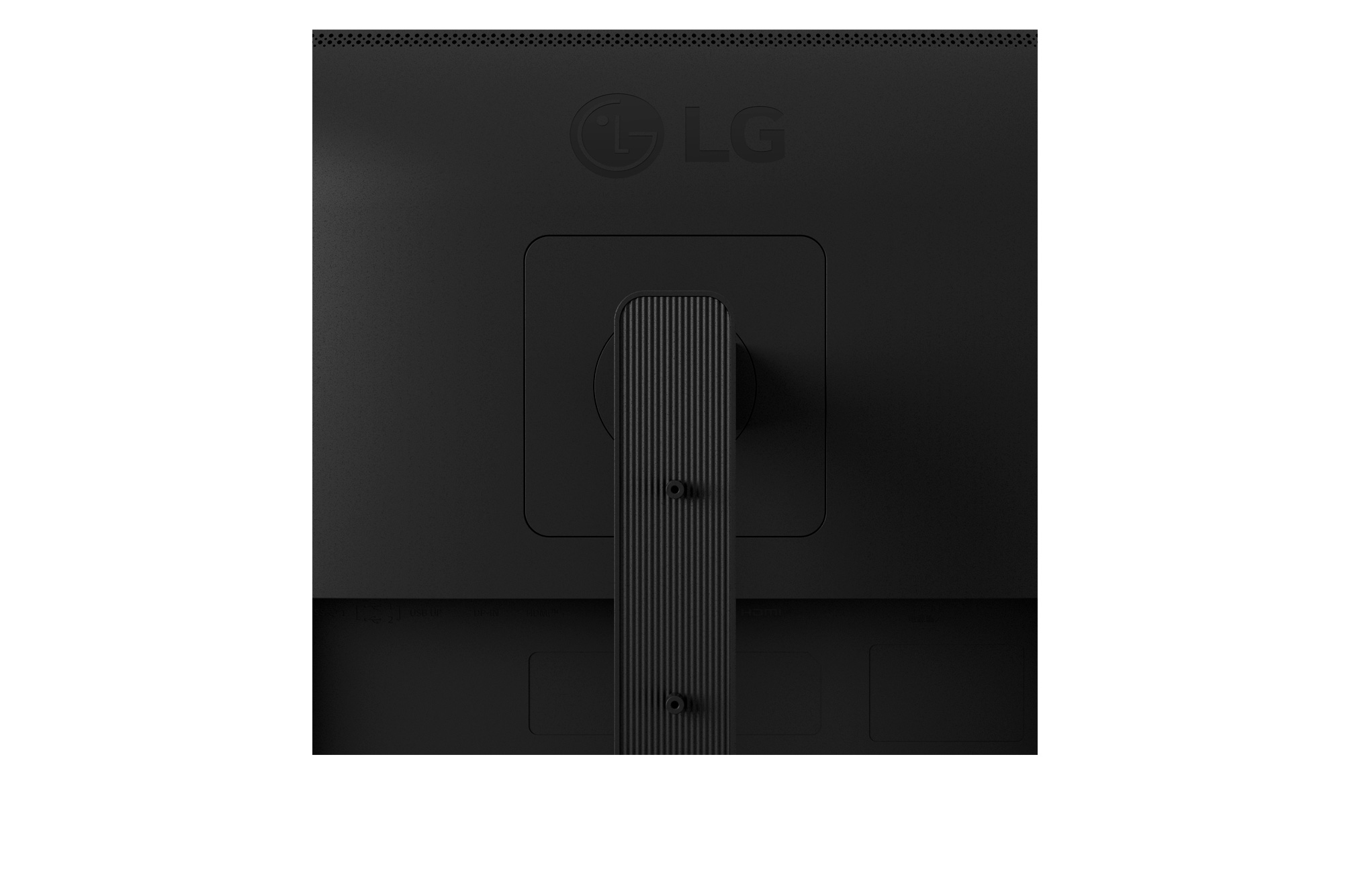 Retro di un monitor nero con logo LG e varie porte. Il supporto è attaccato.