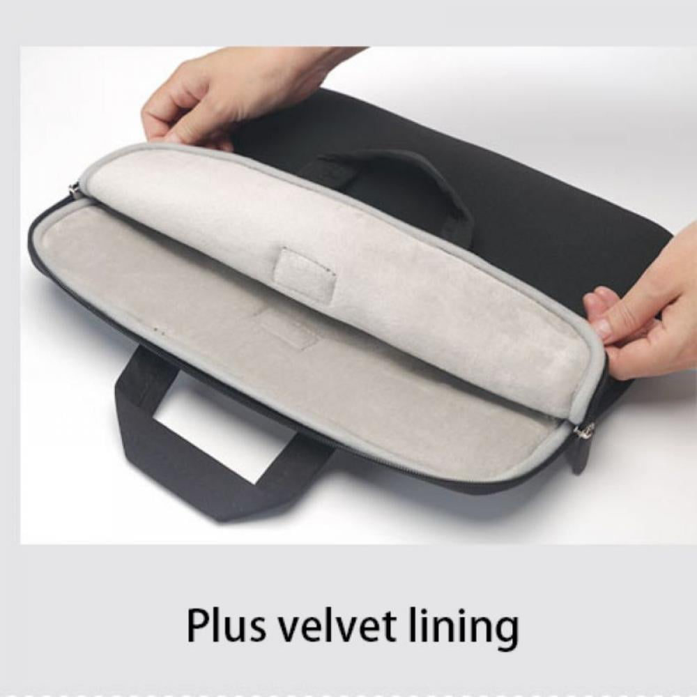 Eine schwarze Laptoptasche mit Samtfutter. Die Tasche ist geöffnet und zeigt den Innenstoff.