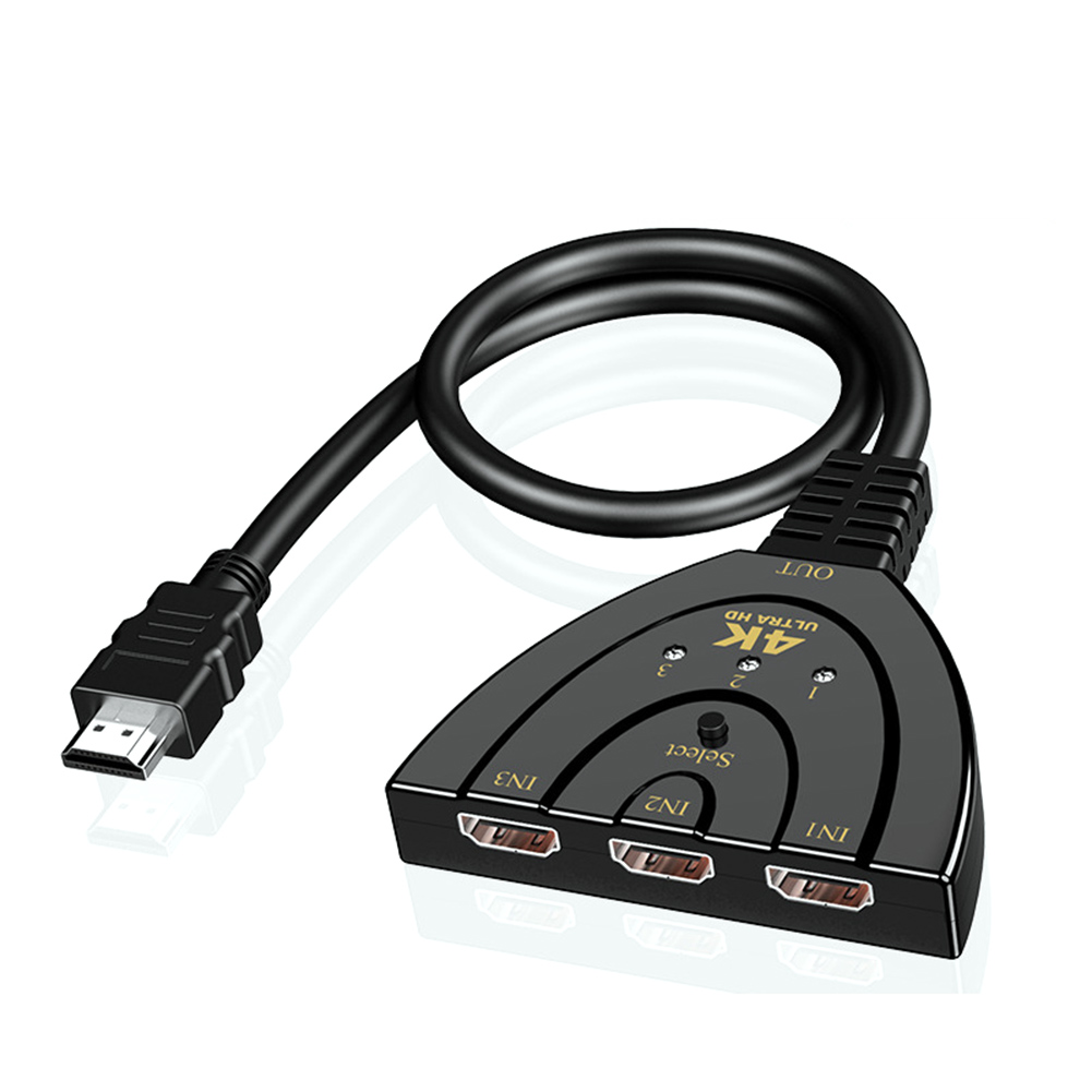 Schwarzer HDMI-Splitter mit mehreren Eingängen und einem Ausgang, auf Weiß.