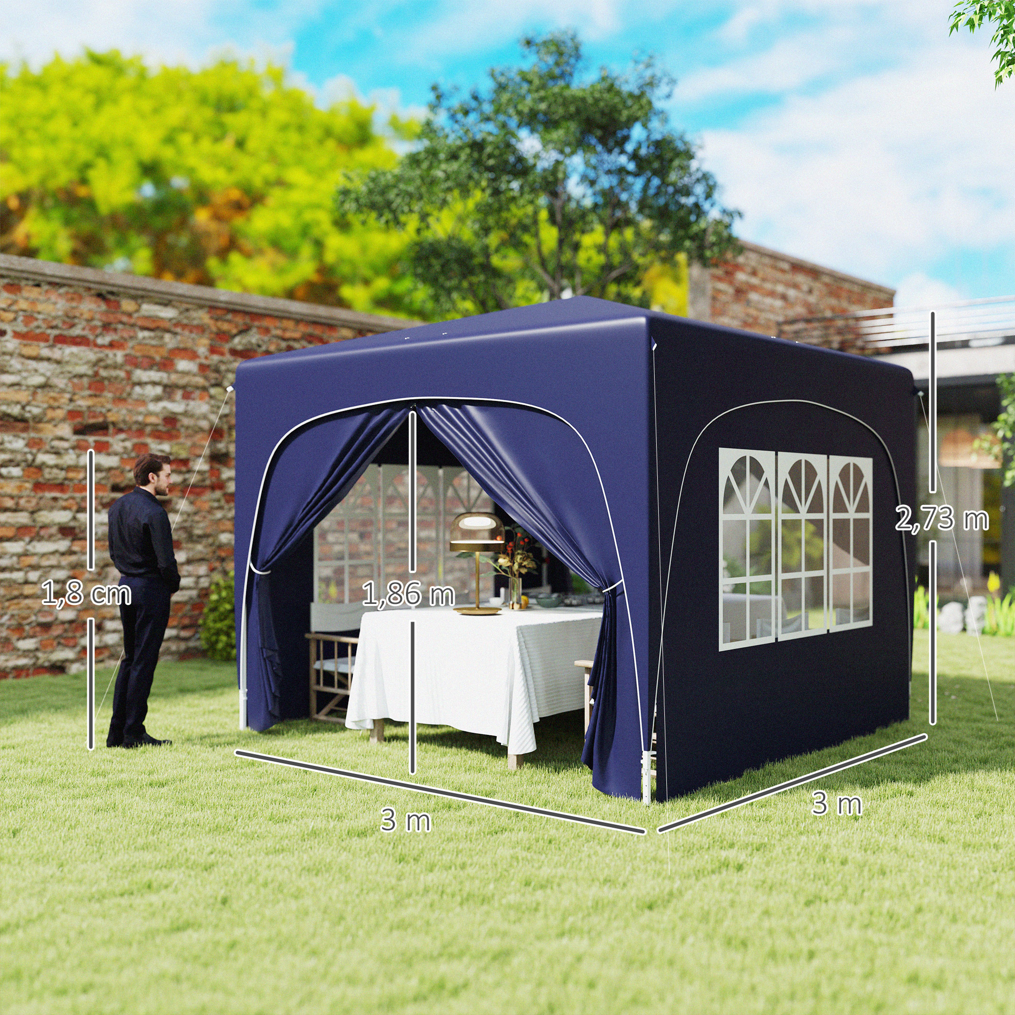Marineblauer Pavillon auf Gras aufgebaut, mit einer Person und Maßen. Sonnige Szene im Freien.