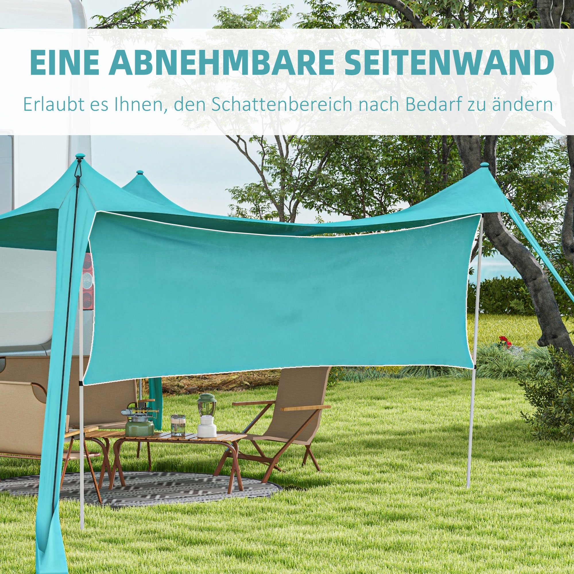 Ein türkisfarbenes Zelt mit abnehmbarer Seitenwand auf einer Wiese, in der Nähe von Bäumen.