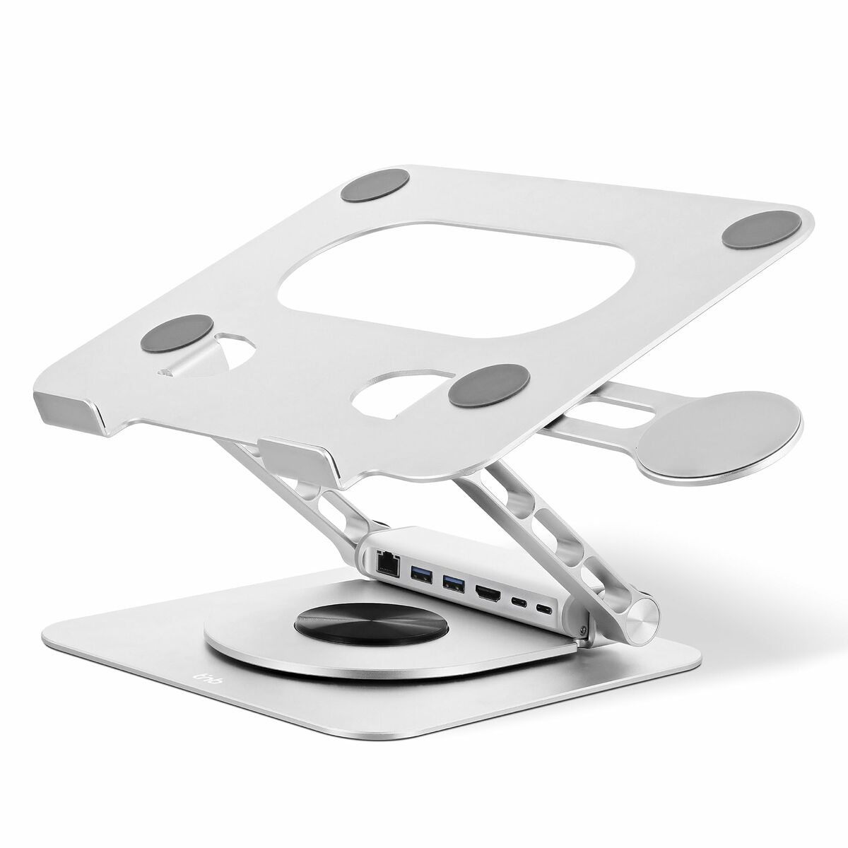 Supporto per laptop argento con un hub argento. Porte multiple. Sfondo bianco.