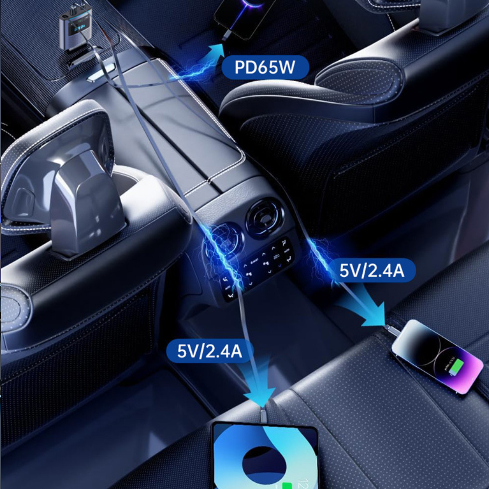 Ein Autointerieur mit Netzkabeln, die in die Anschlüsse gesteckt sind. Telefone werden geladen, mit Blitzen.