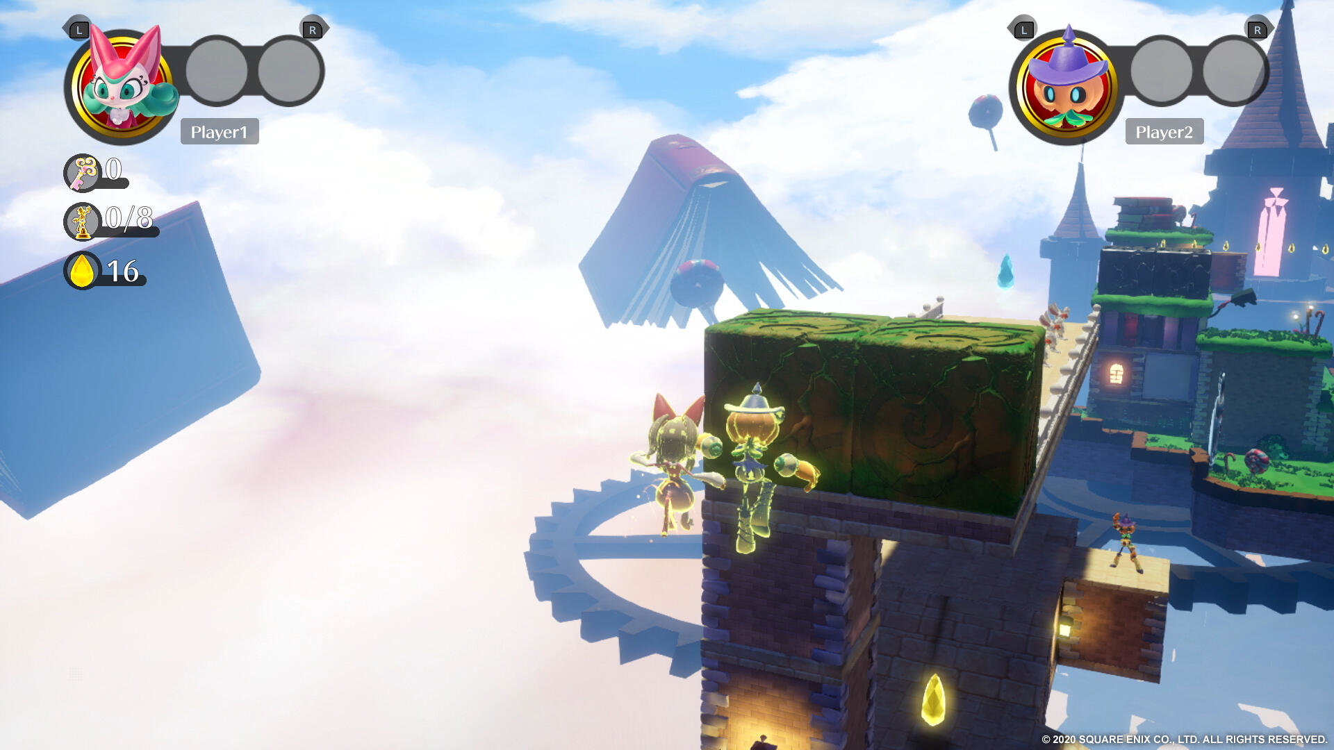 Scena z gry z dwiema postaciami na platformach na niebie, z unoszącymi się obiektami.