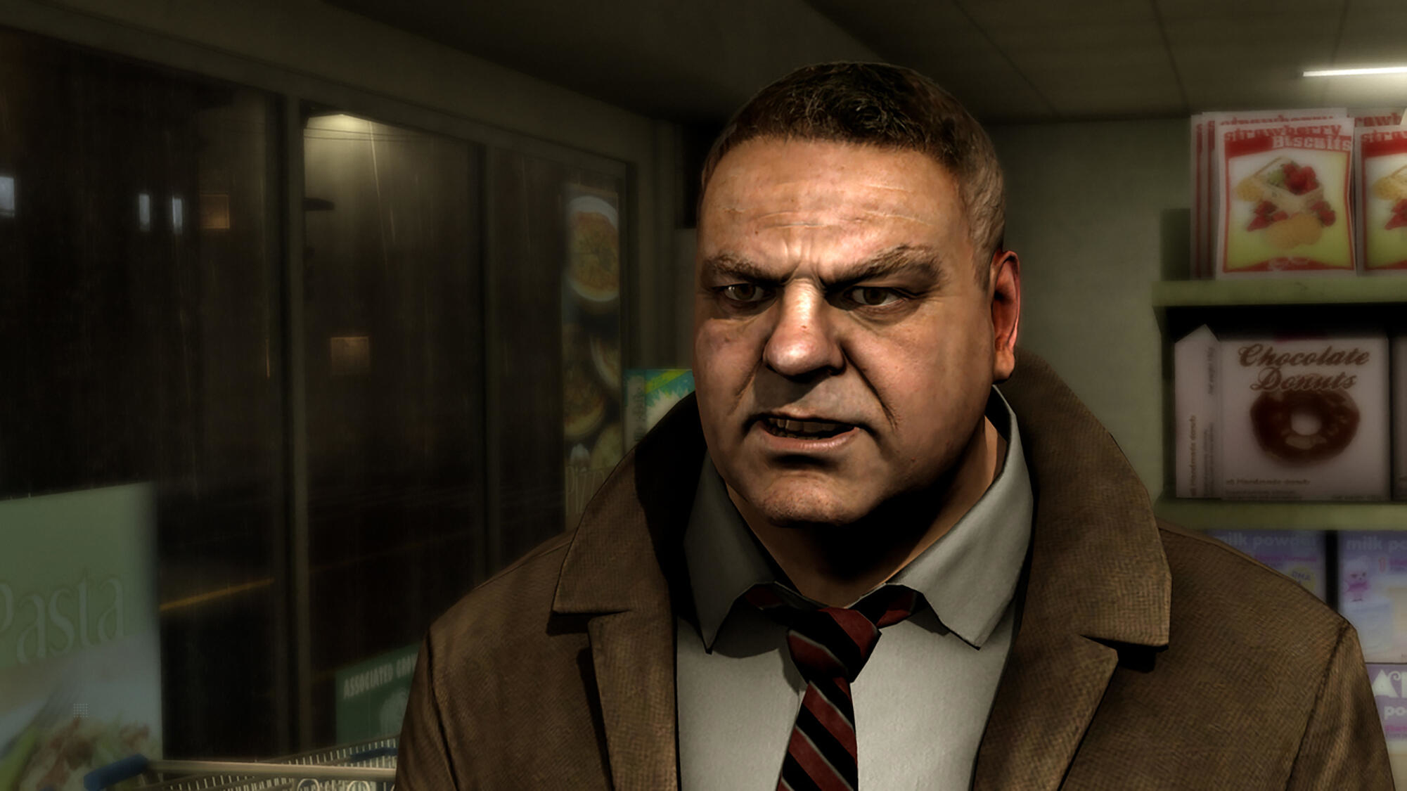 Mężczyzna w płaszczu patrzy na coś poza ekranem w sklepie.