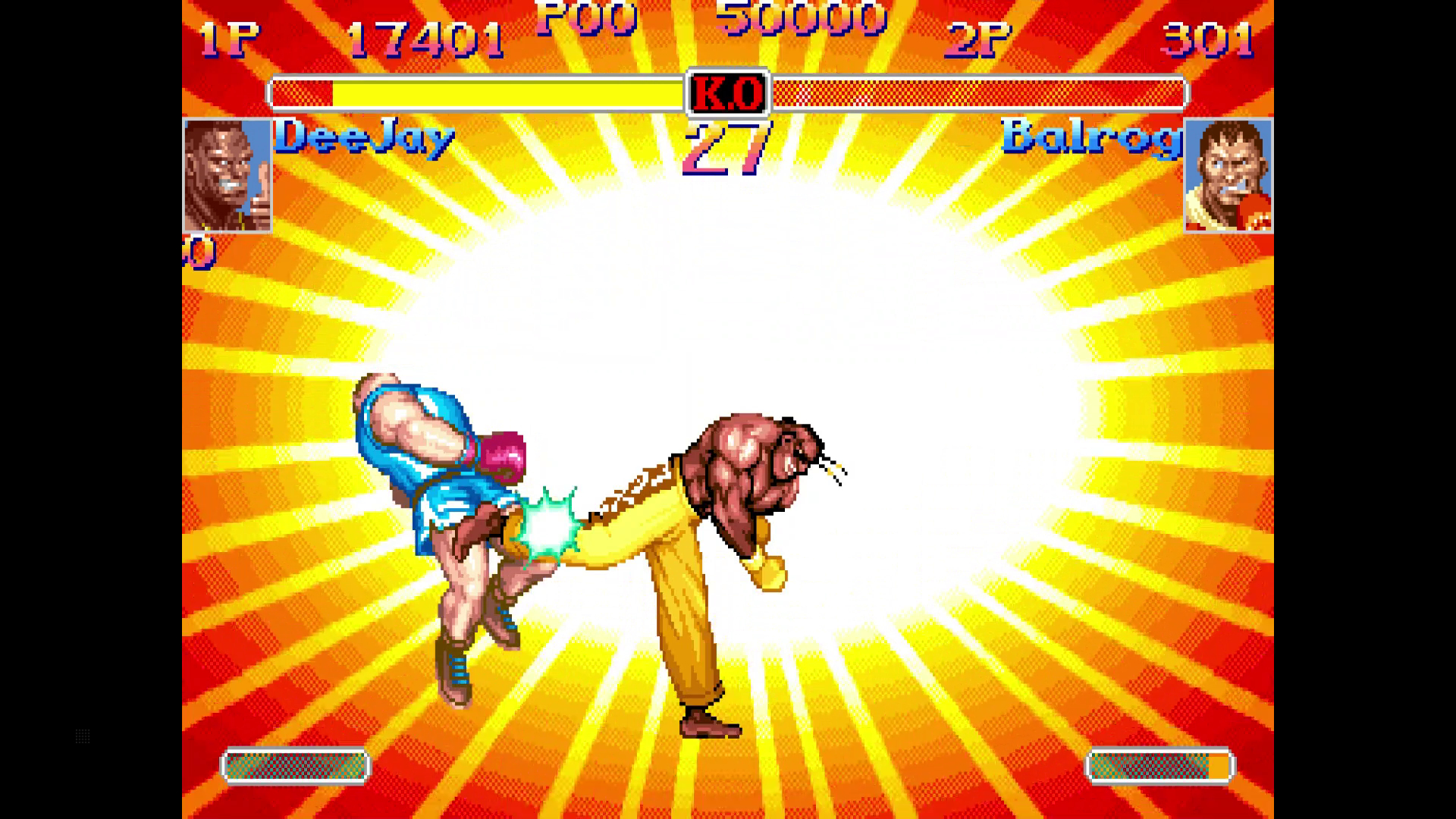Eine Kampfszene aus Street Fighter II. DeeJay tritt Balrog, mit Gesundheitsleisten und einer KO-Anzeige.