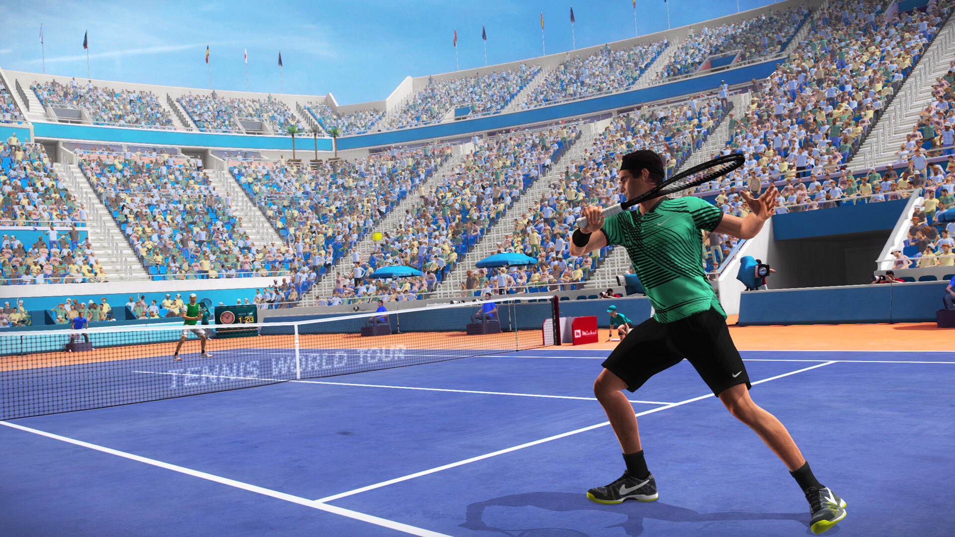 Tennista che colpisce la palla, campo blu, pubblico sullo sfondo.