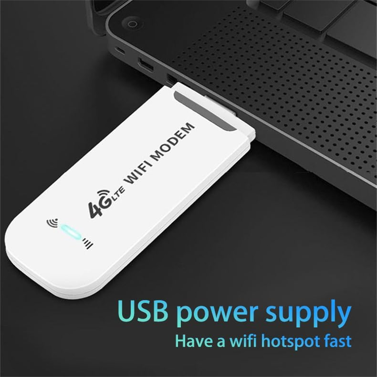 Weißes 4G LTE WiFi Modem, das in einen Laptop-USB-Anschluss gesteckt ist.