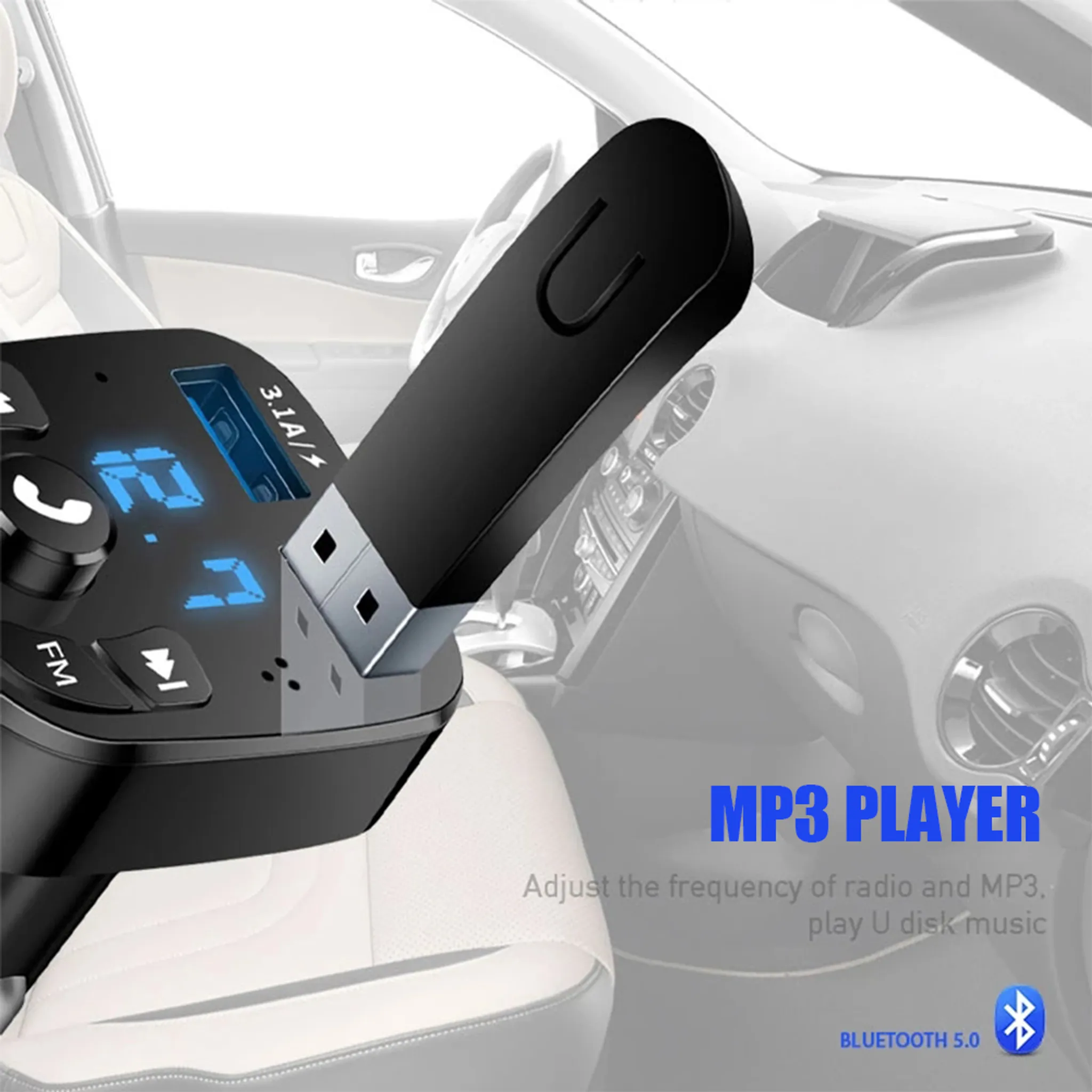 Schwarzes Autoladegerät mit USB-Anschluss. Es hat eine Digitalanzeige und ein Bluetooth-Logo.