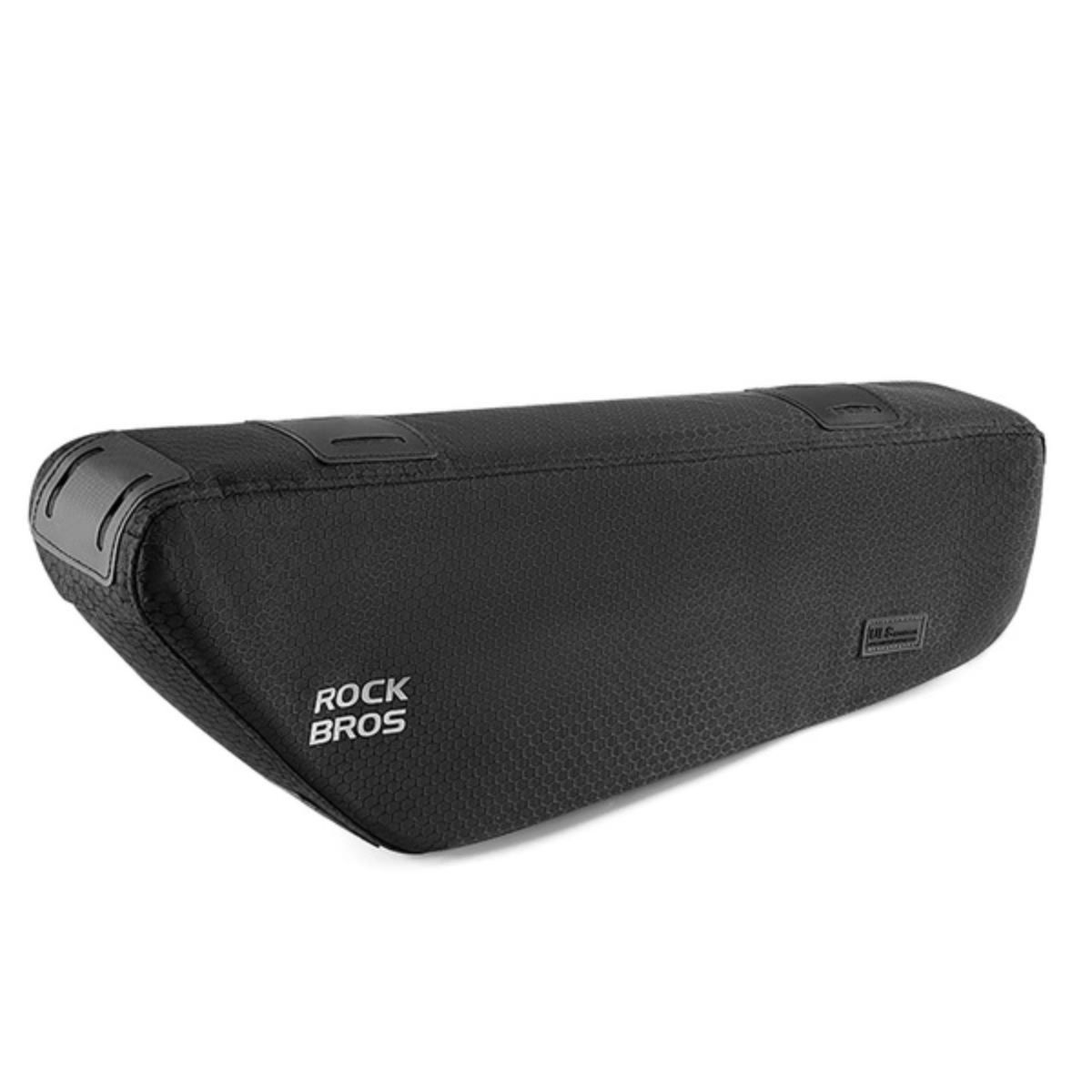 Schwarze Fahrradtasche mit Wabenmuster. RockBros-Logo ist auf der Seite. Die Tasche ist abgewinkelt.