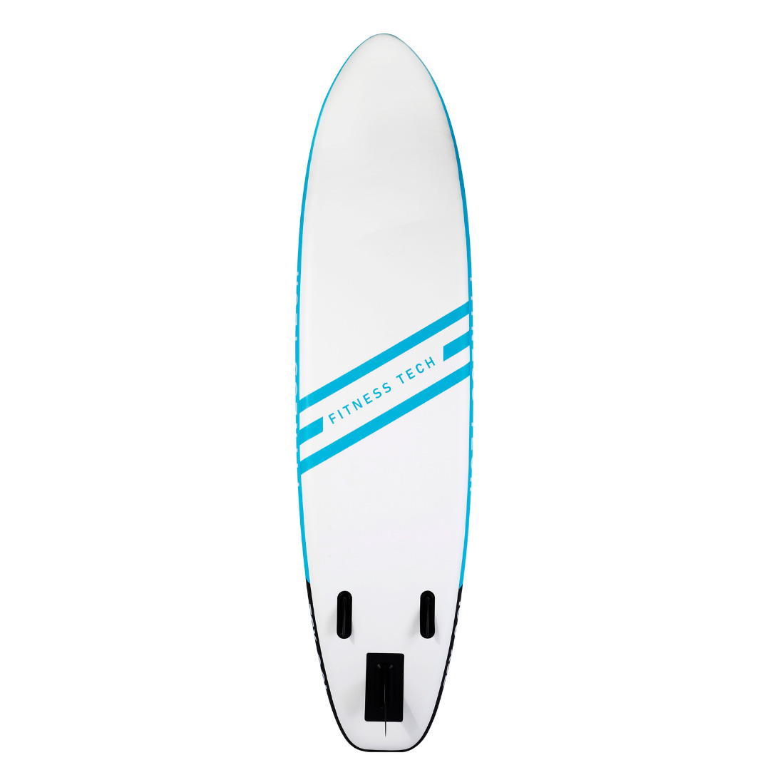 Tabla de paddle surf blanca con rayas azules y aletas negras. Logotipo de Fitness Tech.