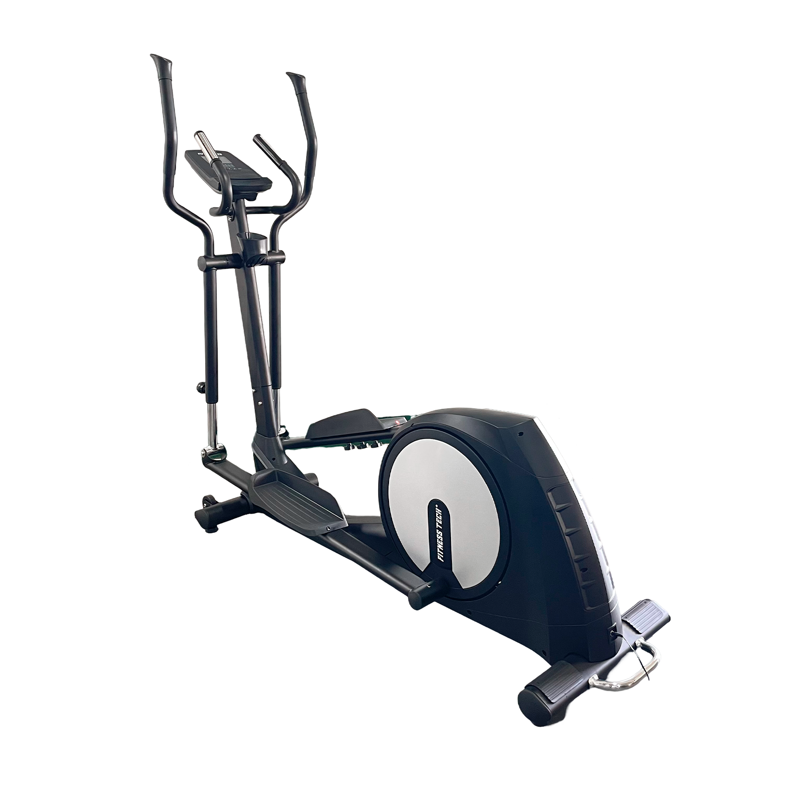 Máquina elíptica negra con manijas y pantalla. Marca Fitness Tech. Fondo blanco.