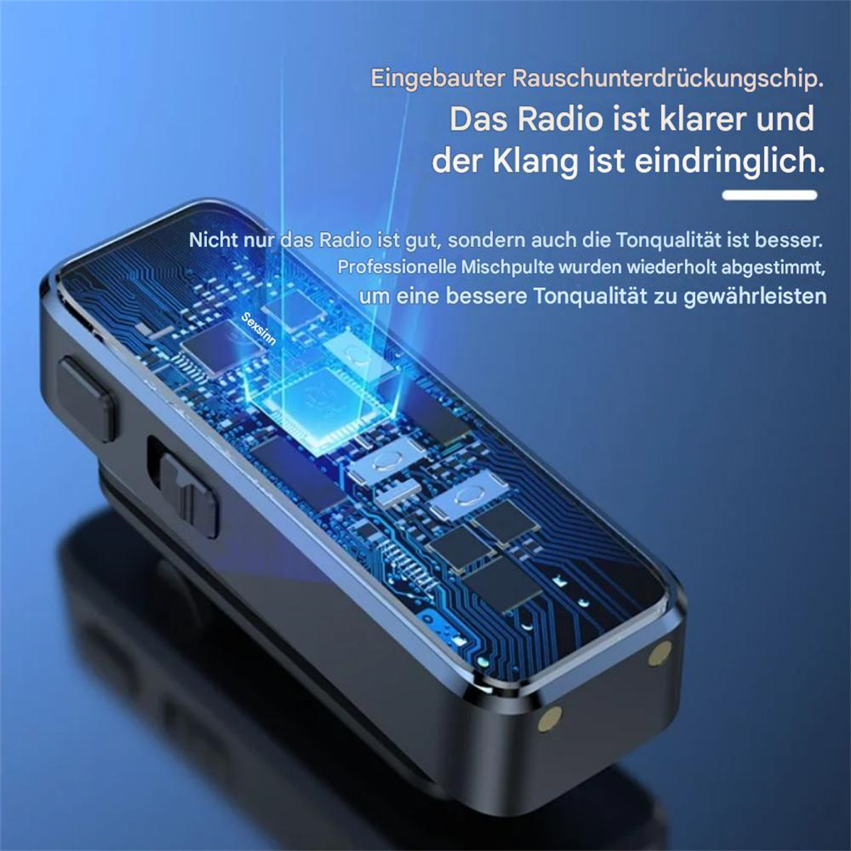 Nahaufnahme eines kleinen schwarzen elektronischen Geräts mit Textbeschreibung, auf weißem Hintergrund.