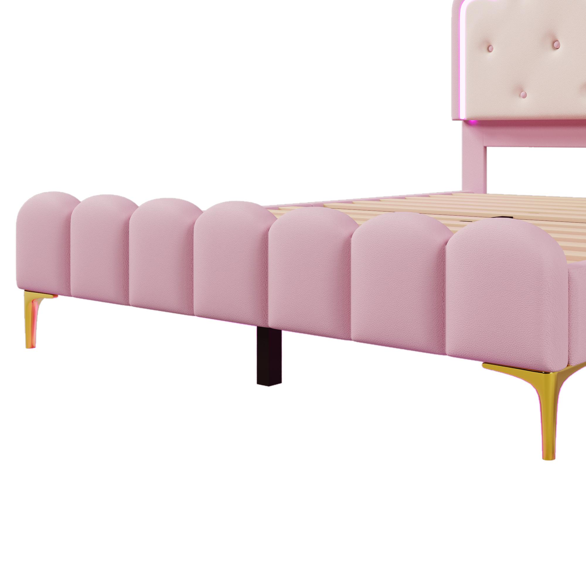 Nahaufnahme eines rosa Prinzessinnen-Bettrahmens mit goldenen Beinen.