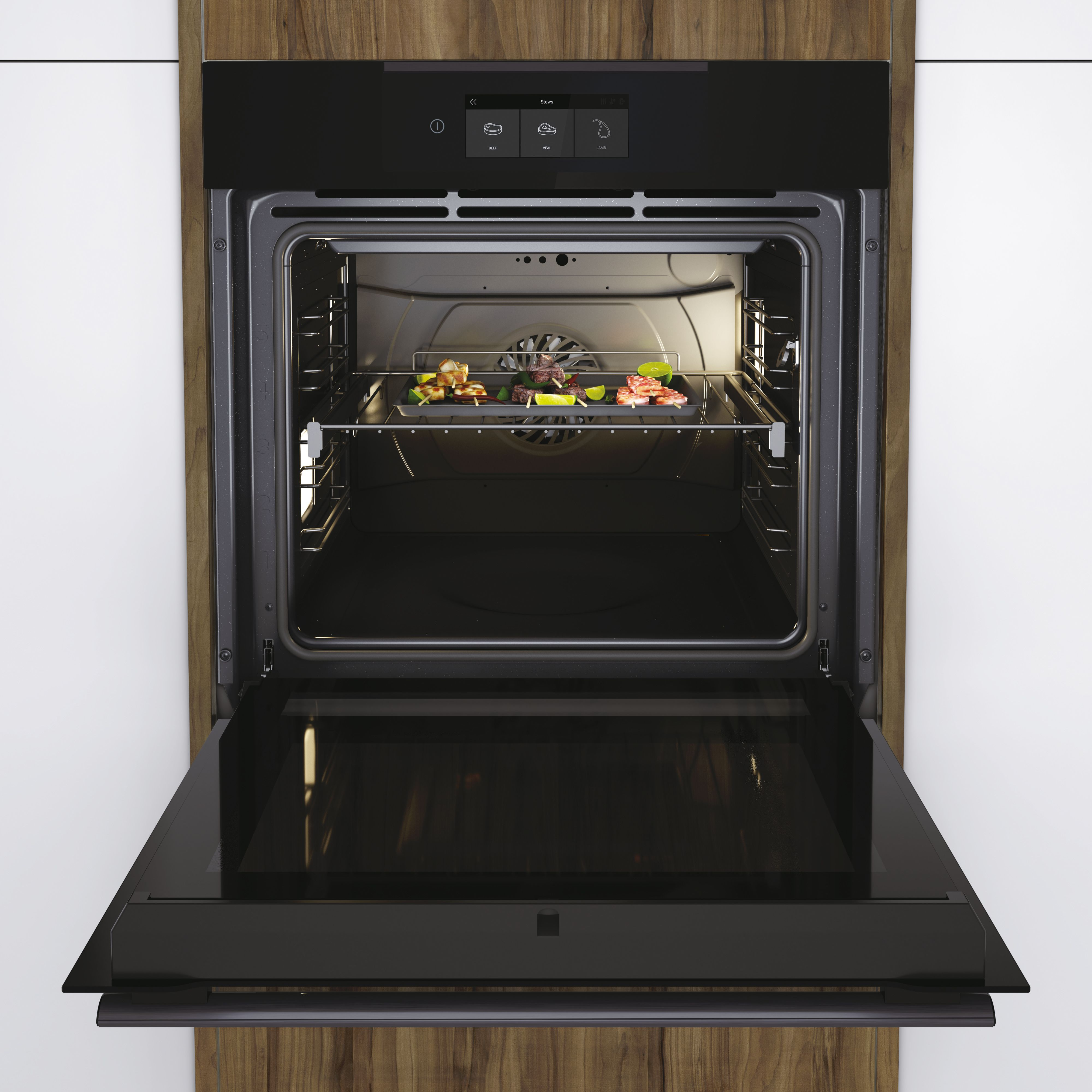 Un horno con la puerta abierta y una rejilla con comida dentro. El horno es negro.