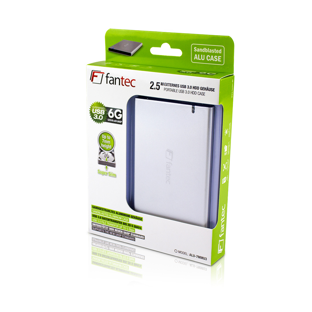 Ein silbernes Fantec 2,5" externes Festplattengehäuse mit einer Box, die das Produkt zeigt.